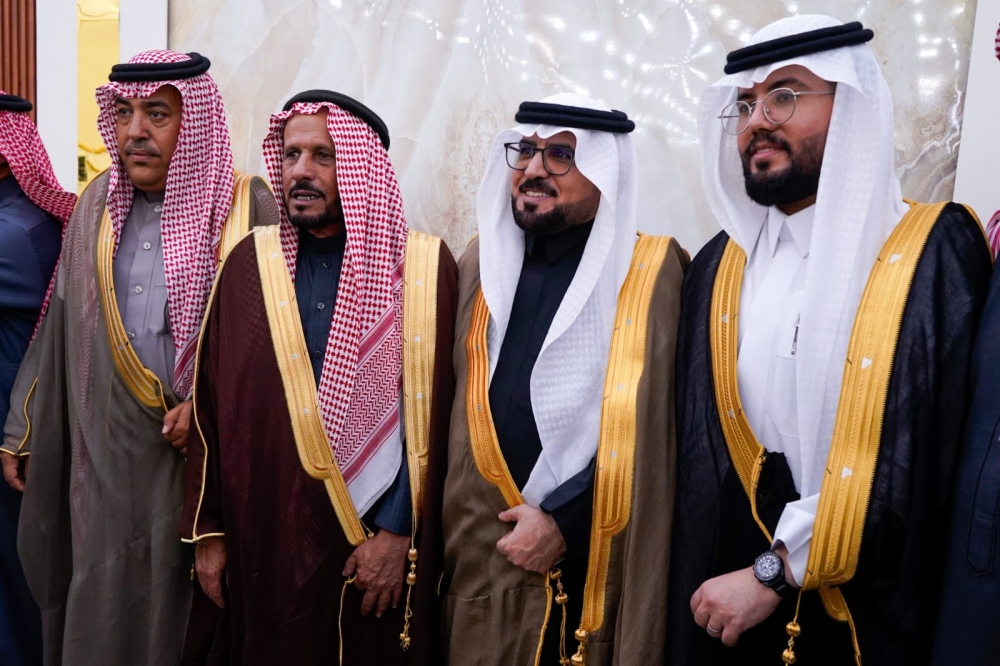 الشيخ جمال هجرس الديدب يحتفل بزفاف أبناءه