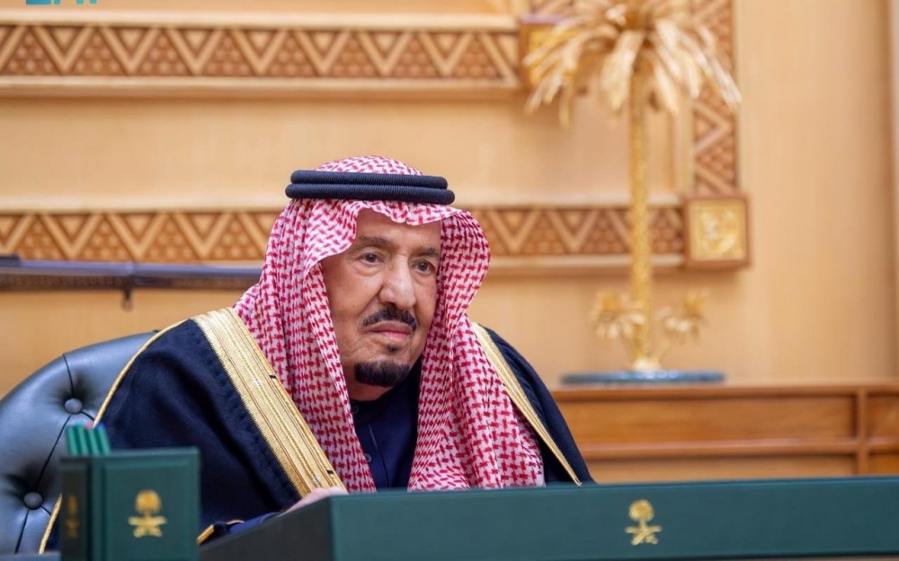 أمام خادم الحرمين الشريفين .. أصحاب السمو والمعالي الذين صدرت الأوامر الملكية بتعيينهم في مناصبهم الجديدة يتشرفون بأداء القسم